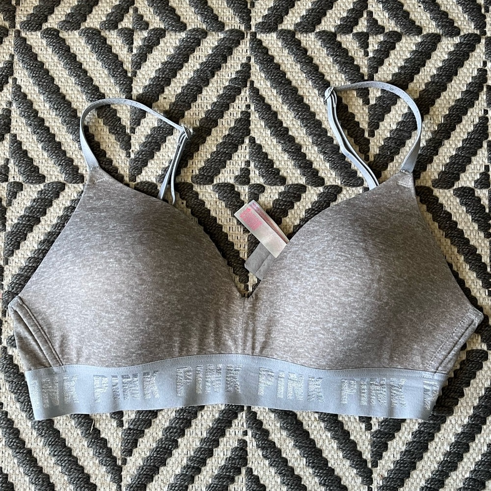 32D Wear Everywhere Lightly lined  Pink Bra